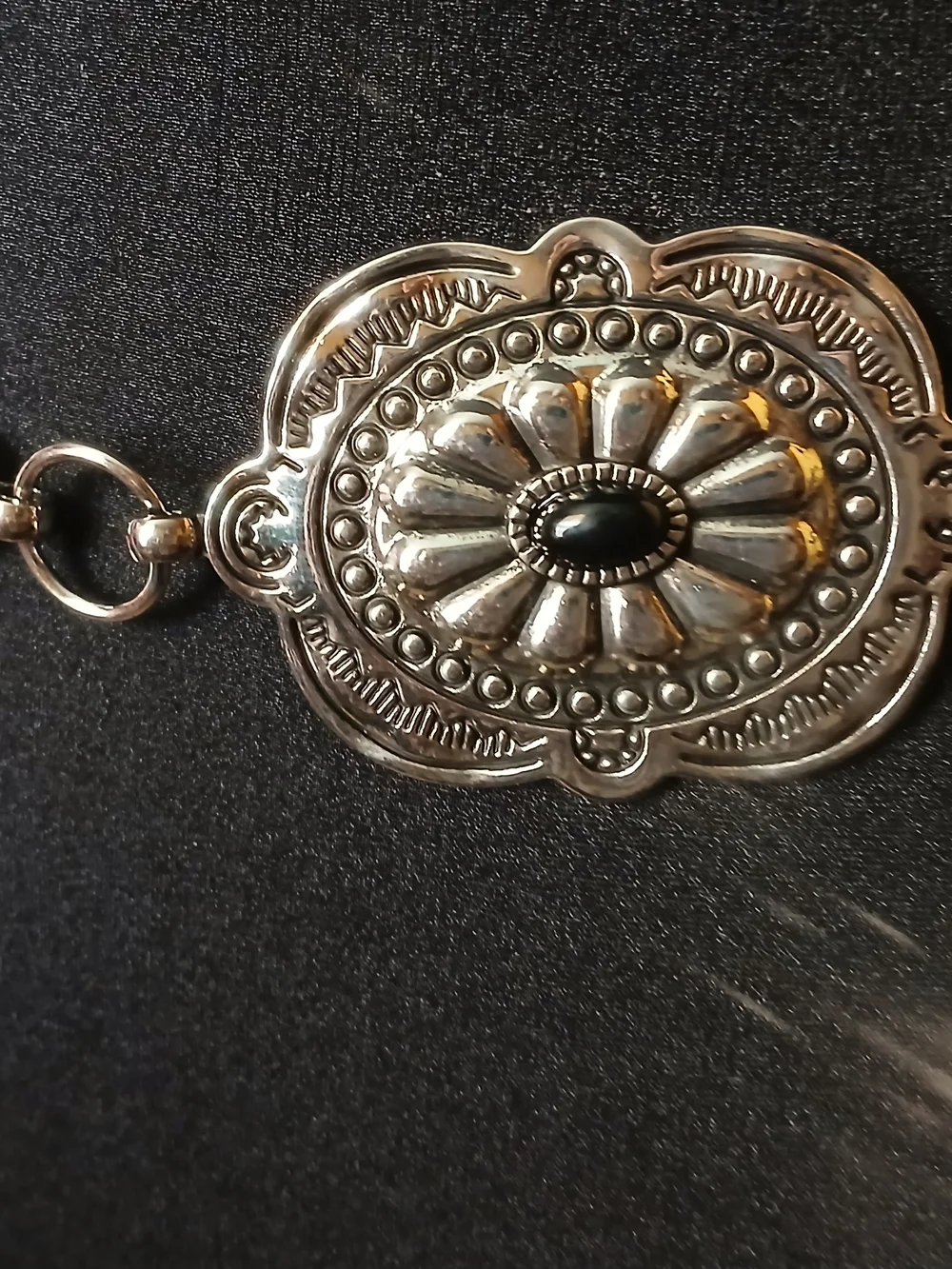 N/A stylish silver